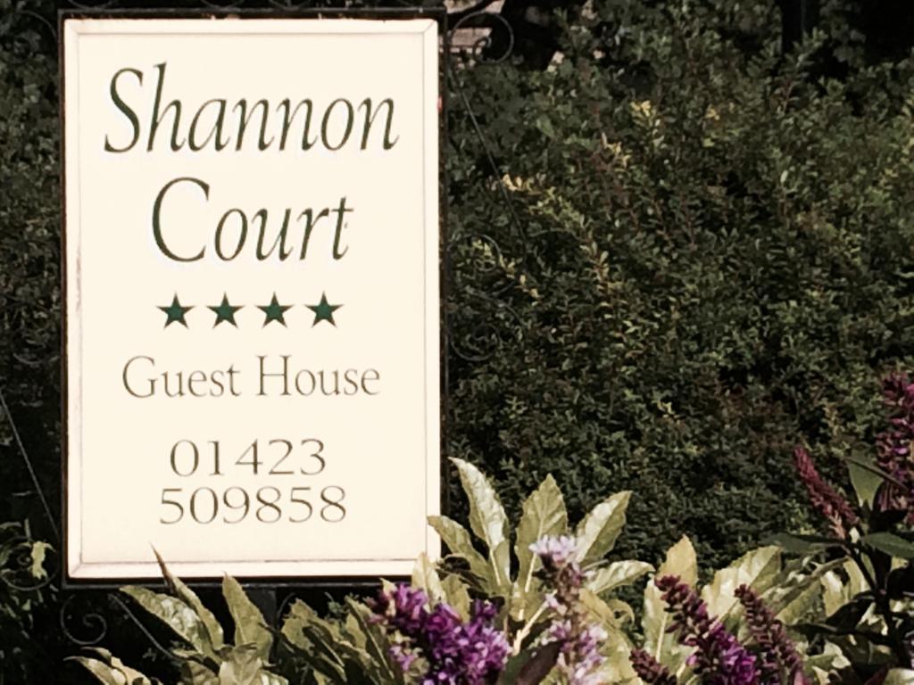 Shannon Court Harrogate Exterior foto